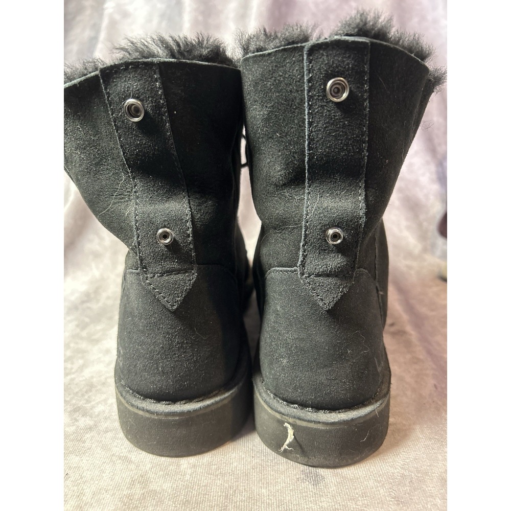 UGG Women's Size 9 Black Suede Lace Up Shearling Lined Ankle Boots - Picture 4 of 7
